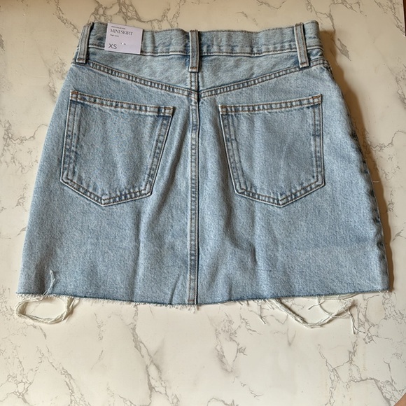 NWT Mango Ripped Denim Mini Skirt (not sold anymore) - Picture 3 of 4